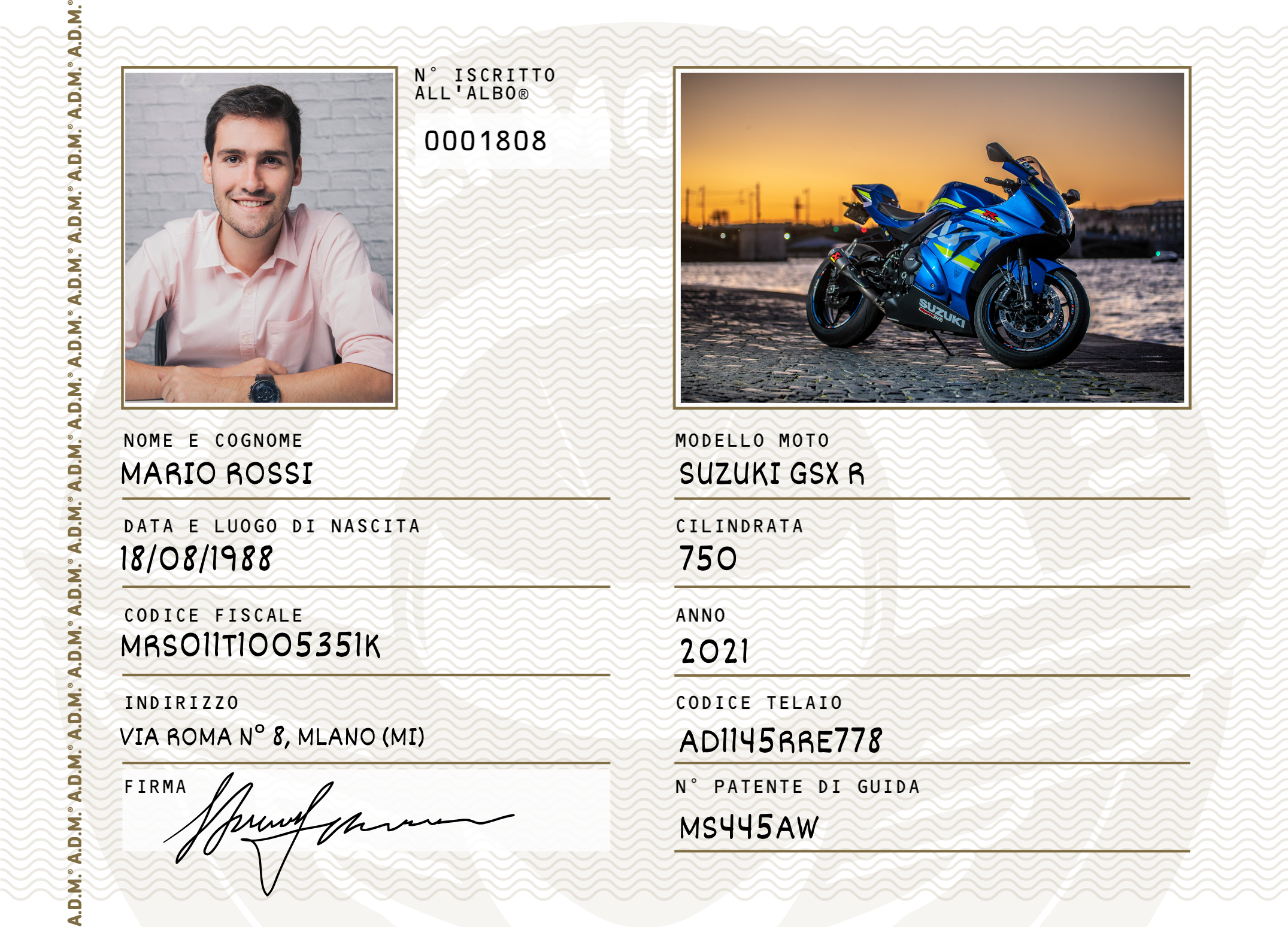 L'interno del documento A.D.M.® PASS con i dati dell'iscritto e della moto